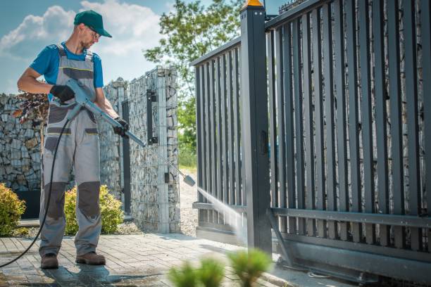 Best Pool Deck Cleaning  in Danvle, IL